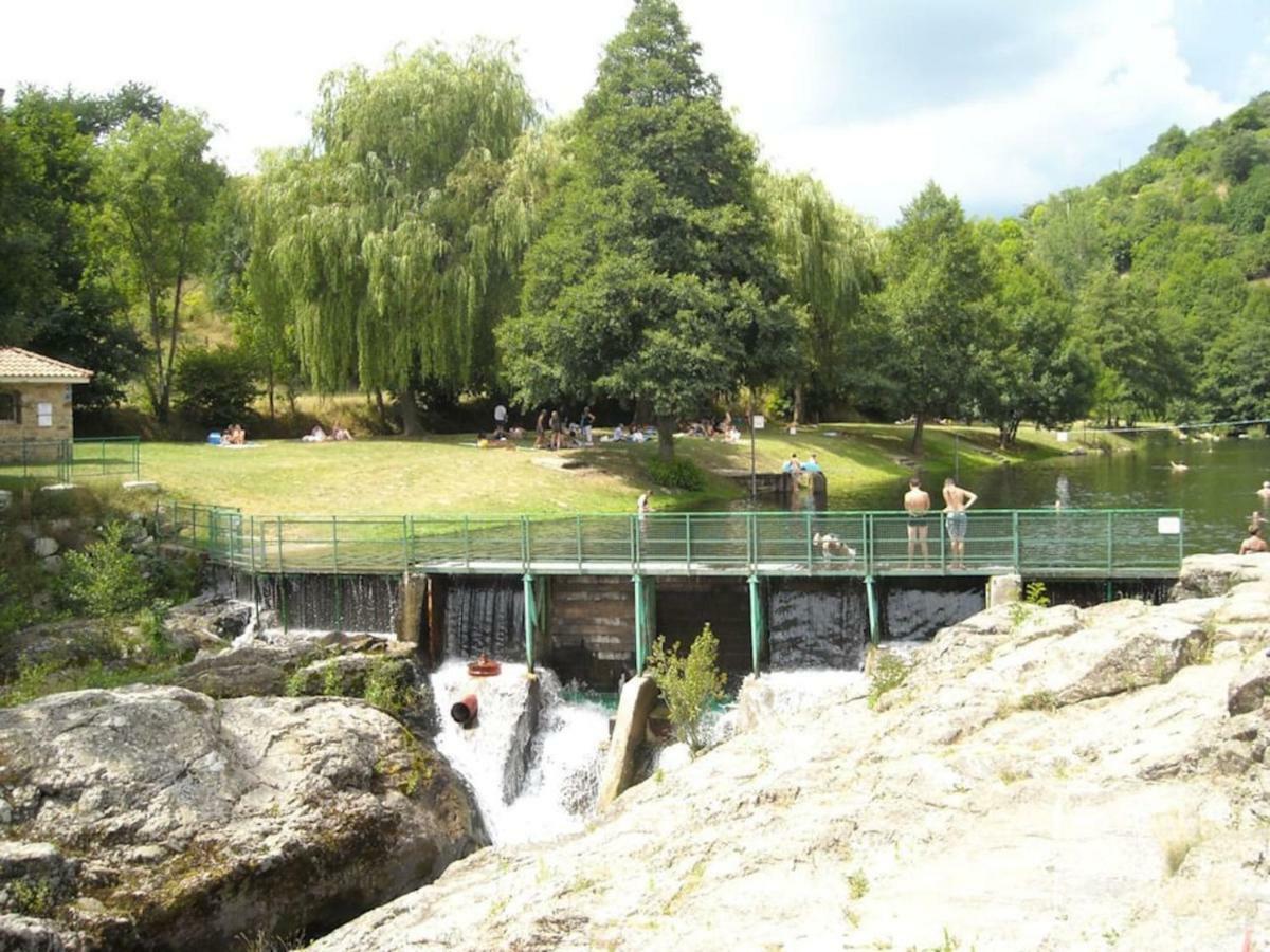 Gîte du Château de Retourtour Lamastre Exterior foto